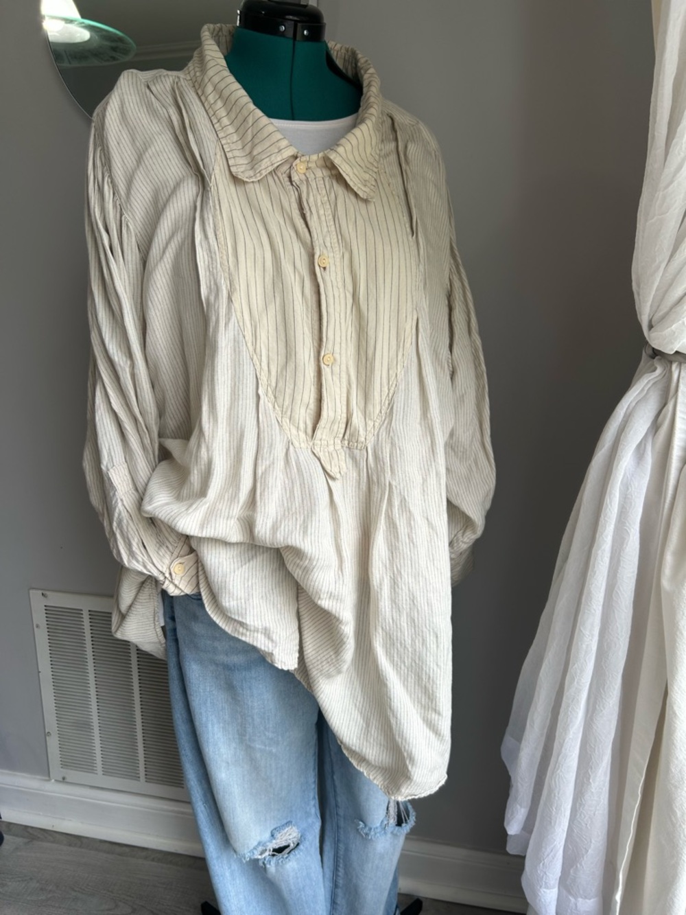 Magnolia Pearl Tora Pinstriped Top - Herbert - Picture 3 of 13